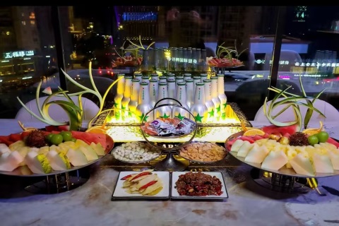 星城夜未央 点亮你的青春时光